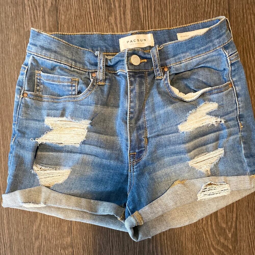 PACSUN THE SHORTIE Distressed Cuffed DENIM Medium wash JEAN SHORTS SIZE 27